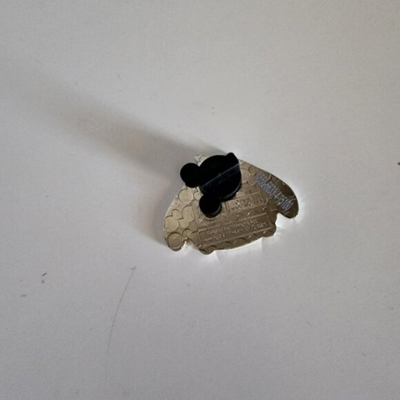 EUC Disney Eyeore Collectible Trading Pin - Picture 2 of 2